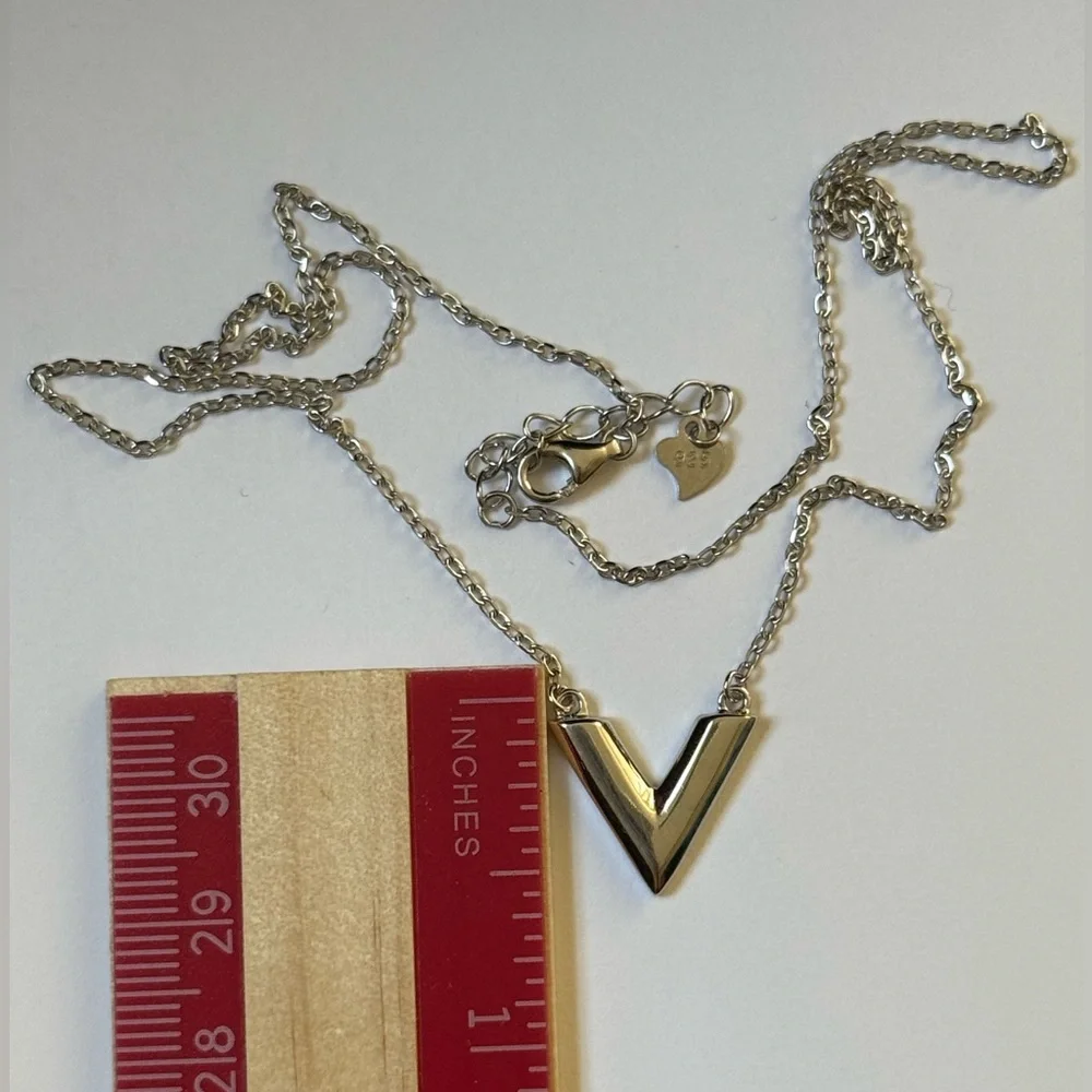 V shape 925 sterling silver necklace size adjustable extension chain with heart